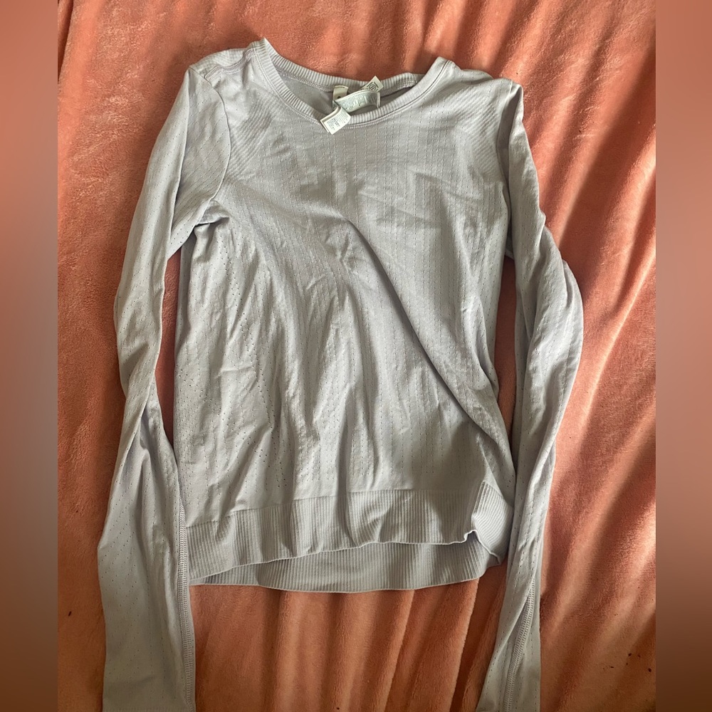 ATHLETA LAVENDER LONG SLEEVE